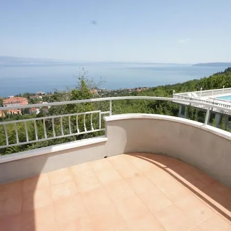 With A Swimming Pool Lovran, Opatija - 7694 Daire