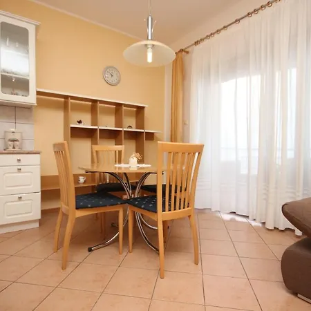 With A Swimming Pool Lovran, Opatija - 7694 Daire